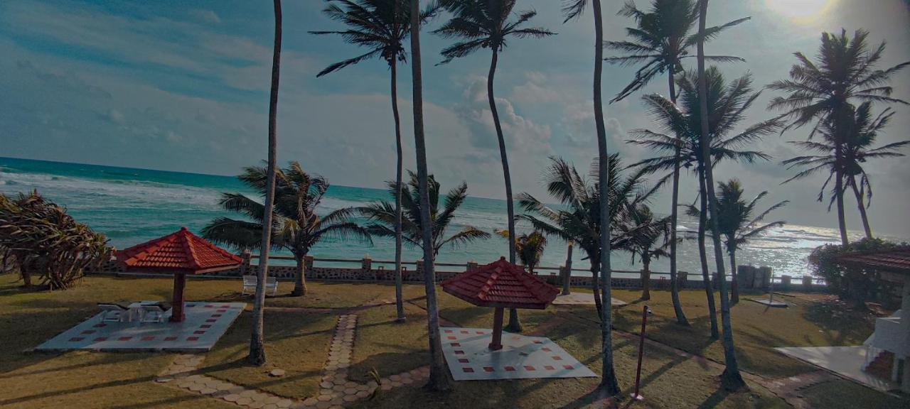 Nu-Vin Beach Hotel Ahangama Kültér fotó