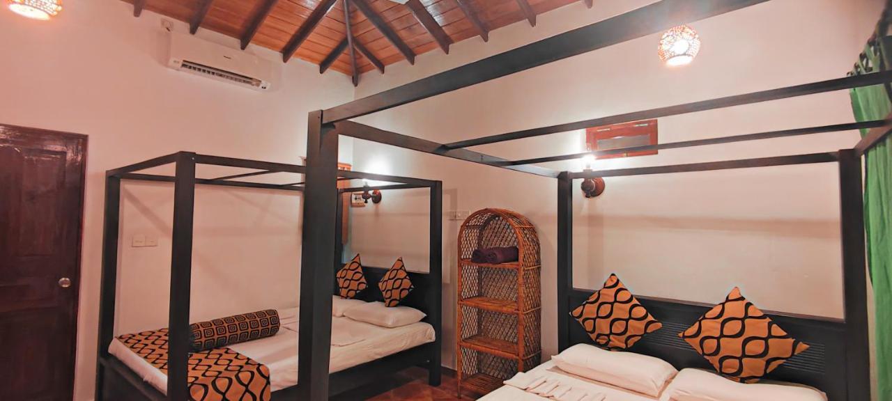 Nu-Vin Beach Hotel Ahangama Kültér fotó