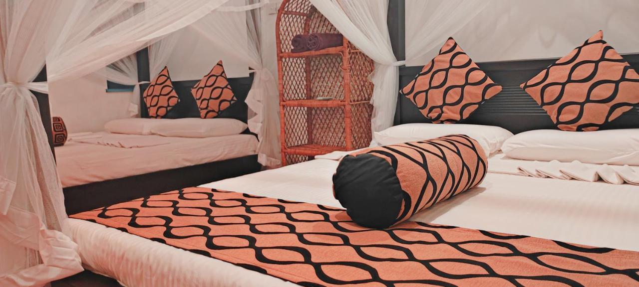Nu-Vin Beach Hotel Ahangama Kültér fotó