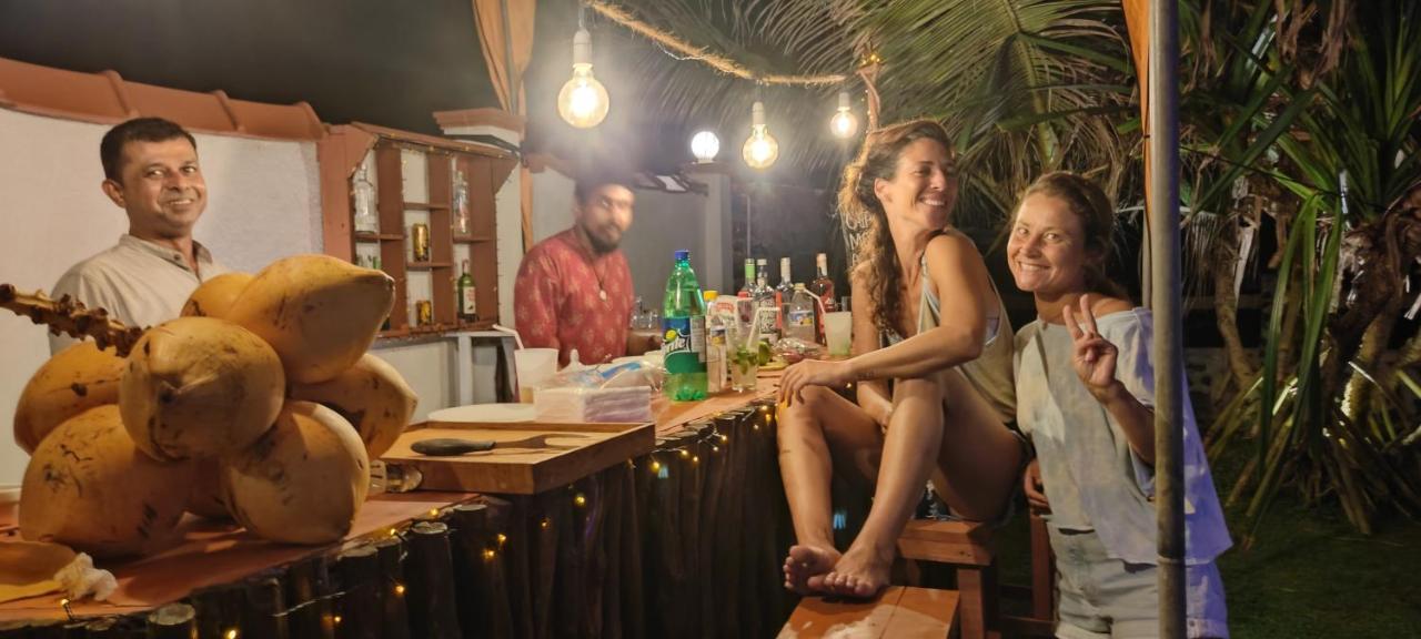 Nu-Vin Beach Hotel Ahangama Kültér fotó